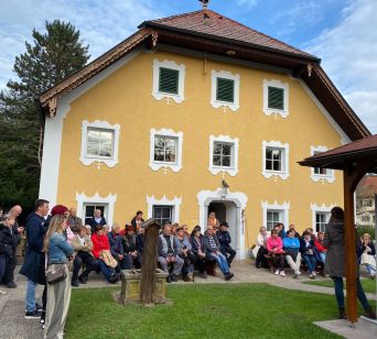 Ogled ekološke in turistične kmetije Schlagerbauer, ki se nahaja v predmestju Salzburga