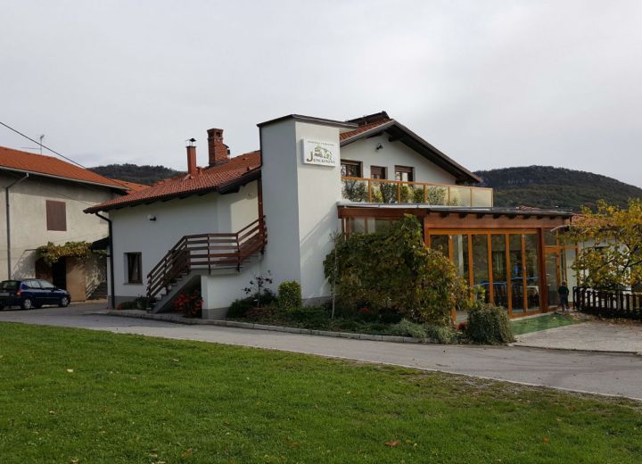JENEZINOVI
