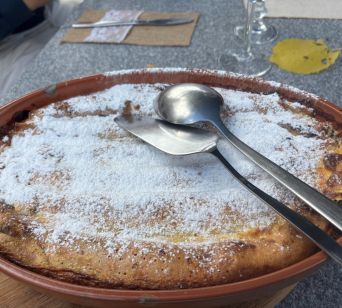 Slastne ljubljanske palačinke s pehtranom na domačiji Grofija