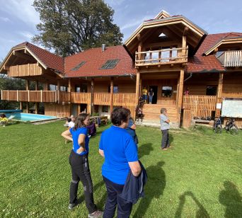 Nekoč turistična kmetija Koroš, danes eko hotel Koroš v leseni preobleki